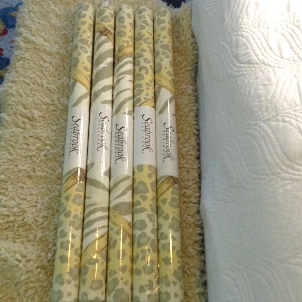 5 Rolls Seabrook Designs Single Roll Pre-pasted Wallpaper; Bamboo and Animal Prt